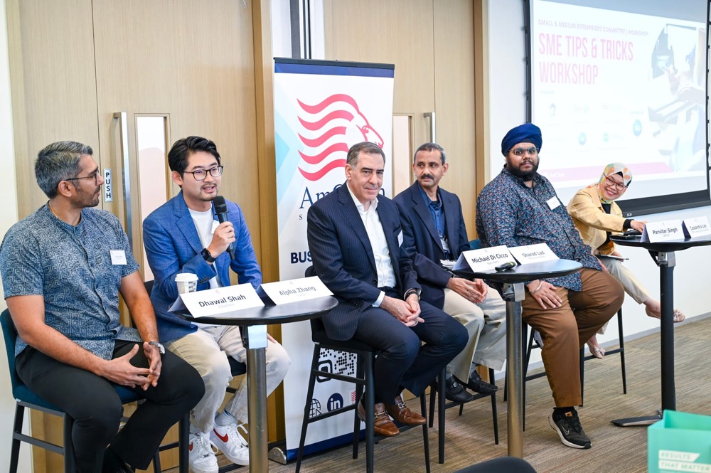 Dhawal Shah a panelist at an AmCham SME Tips & Tricks event.