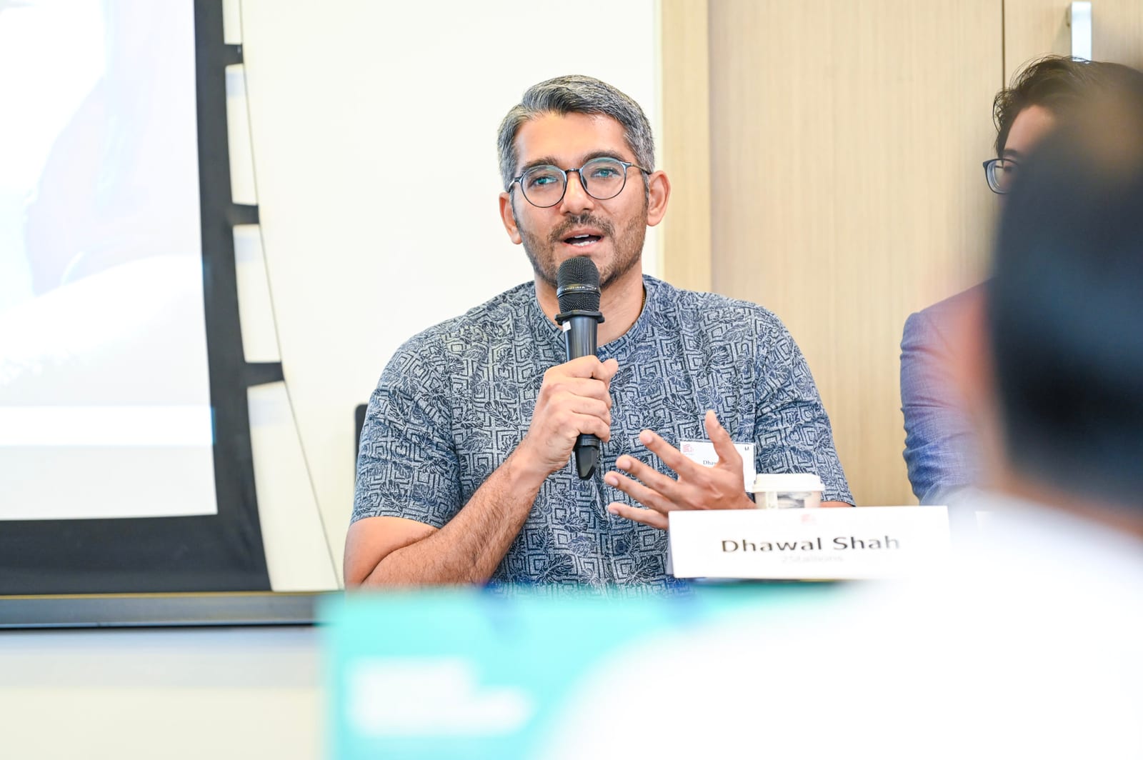 Dhawal Shah answering an audience question.